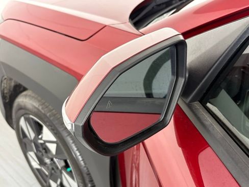Used 2025 Hyundai Kona SEL FWD image 13