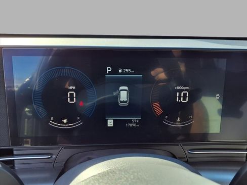 Used 2025 Hyundai Kona SEL image 15