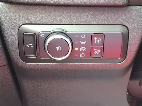 Used 2025 Ford Escape Platinum AWD/4WD image 15