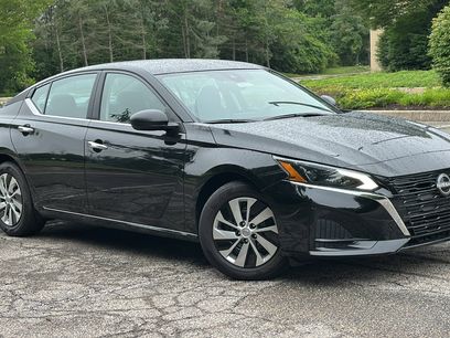 New 2025 Nissan Altima 2.5 S