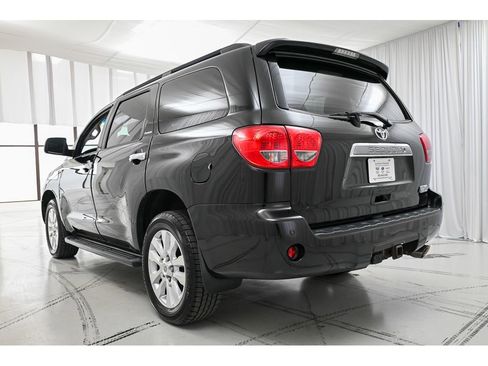 Used 2012 Toyota Sequoia Platinum image 5