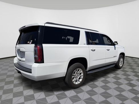 Used 2019 GMC Yukon XL SLT image 6