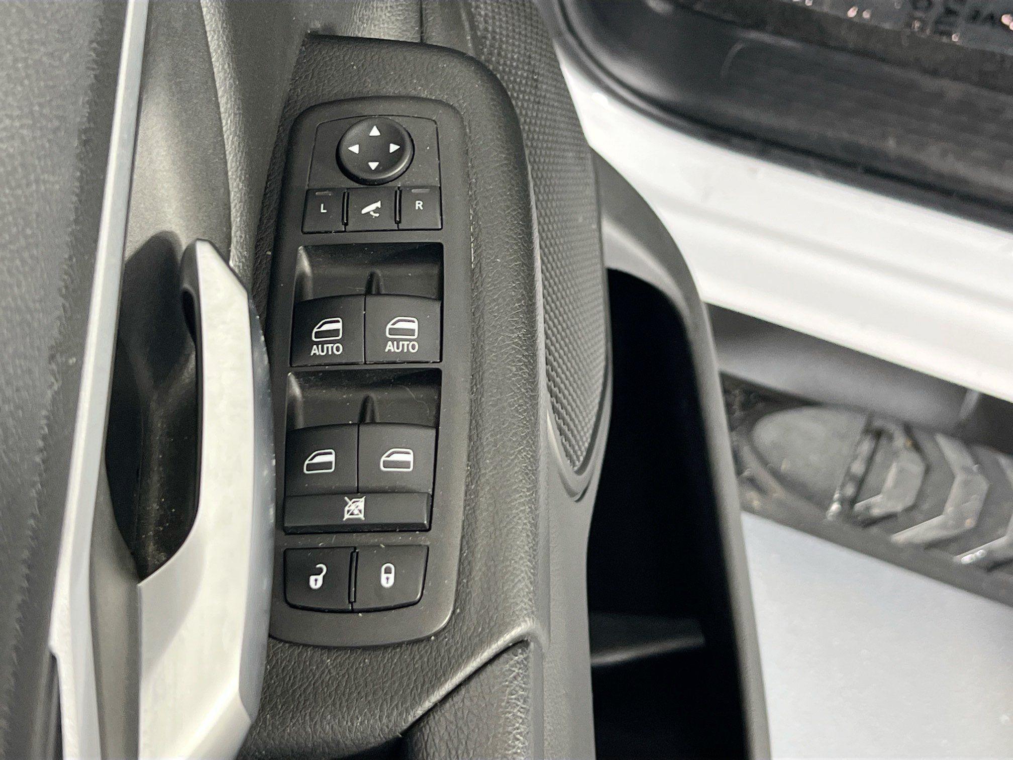 Used 2023 RAM 1500 Big Horn AWD/4WD image 17