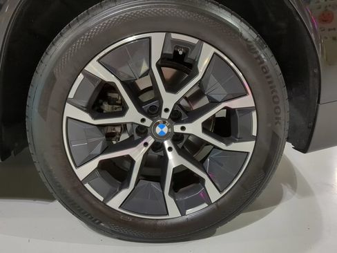 Used 2025 BMW X3 xDrive30i w/ Premium Package AWD/4WD image 6