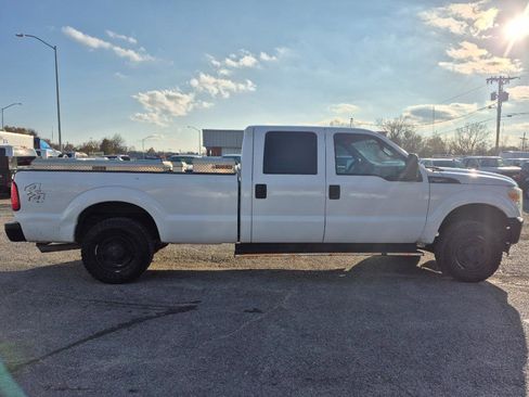 Used 2014 Ford F250 XL w/ Camper Package image 8