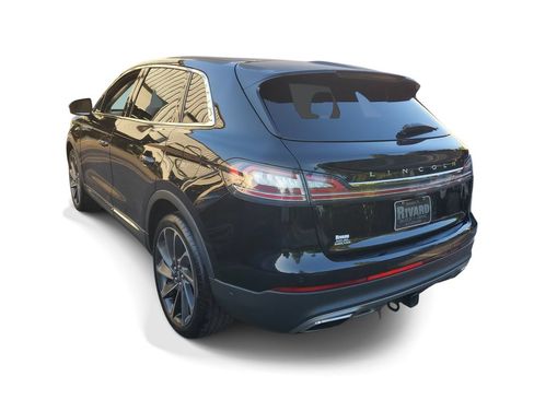 Used 2022 Lincoln Nautilus Reserve w/ Equipment Group 202A AWD/4WD image 3