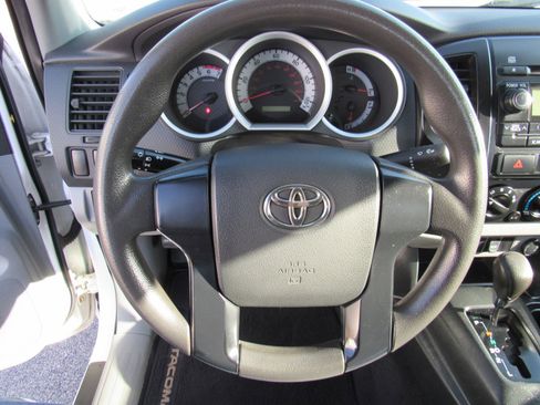 Used 2012 Toyota Tacoma 2WD Regular Cab image 13
