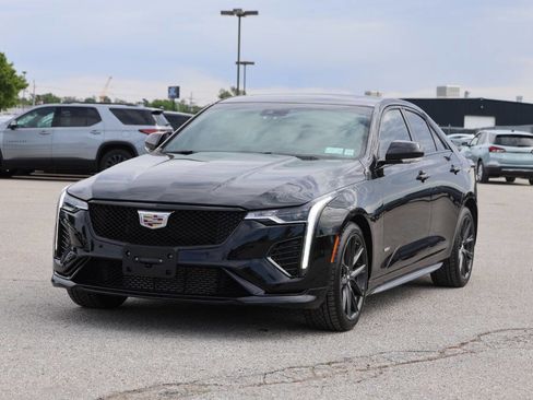 Used 2021 Cadillac CT4 V w/ Technology Package AWD/4WD image 6