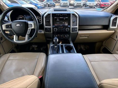 Used 2015 Ford F150 Lariat image 15