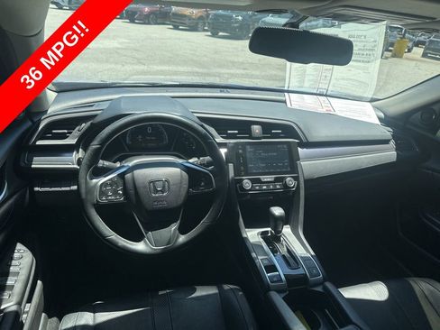 Used 2018 Honda Civic EX-L image 10