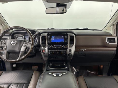 Used 2018 Nissan Titan Platinum Reserve RWD image 34