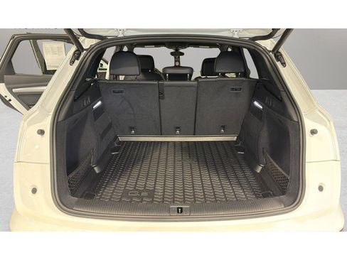 Used 2020 Audi Q5 2.0T Premium image 19