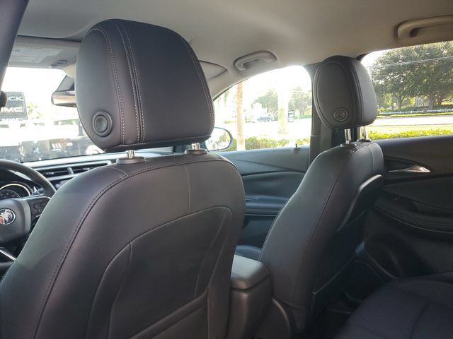 Used 2023 Buick Encore GX Select w/ Sport Touring Package FWD image 14