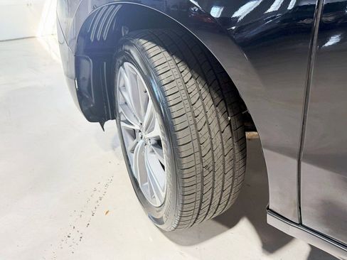 Used 2017 Acura MDX SH-AWD w/ Technology Package image 3