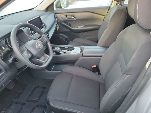 Certified 2025 Nissan Rogue S image 13