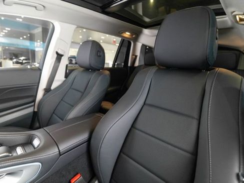 New 2026 Mercedes-Benz GLS 450 4MATIC image 5