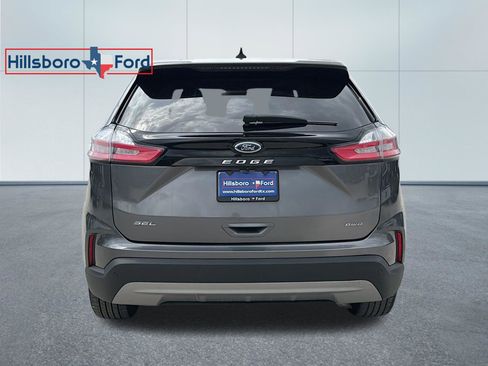 Used 2024 Ford Edge SEL w/ Convenience Package image 8