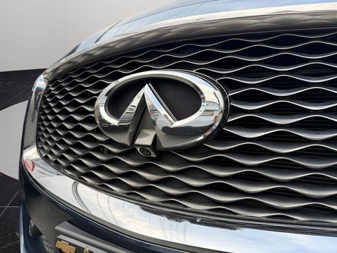 Used 2019 INFINITI QX60 Luxe w/ Essential Package image 9