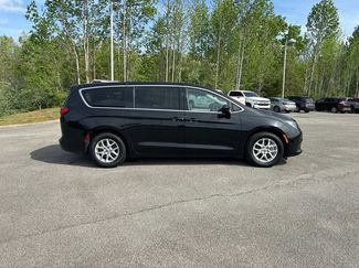 Used 2023 Chrysler Voyager LX FWD video 3