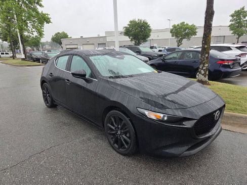 Used 2024 MAZDA MAZDA3 s FWD image 3