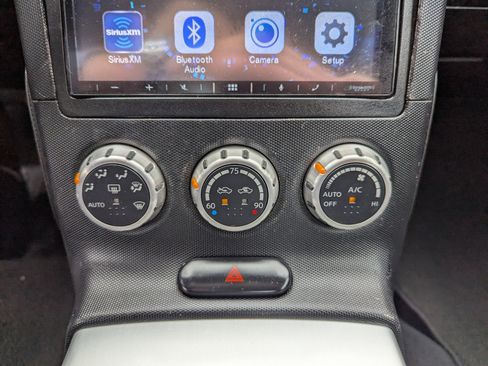 Used 2006 Nissan 350Z Touring image 25