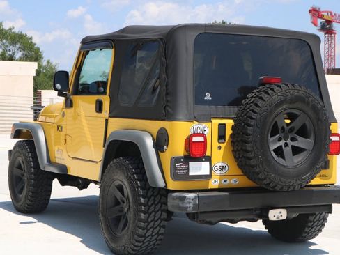 Used 2004 Jeep Wrangler X w/ Convenience Group AWD/4WD image 58