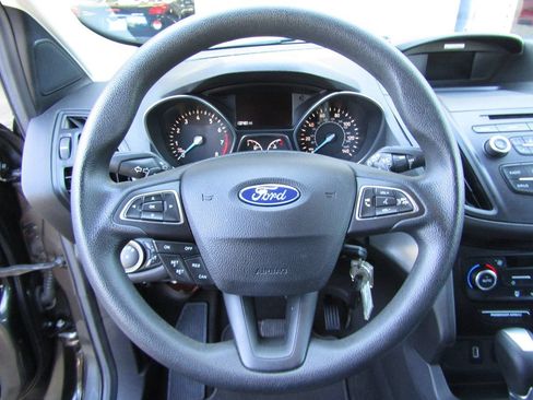 Used 2017 Ford Escape SE AWD/4WD image 7