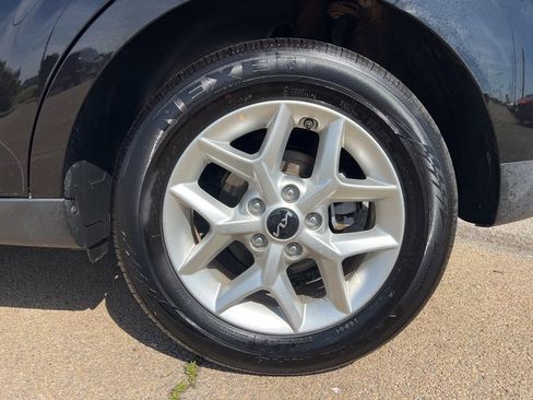 Used 2025 Kia Soul LX w/ LX Technology Package image 9