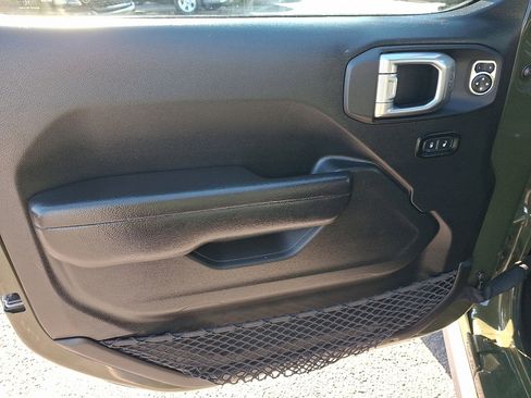 Used 2023 Jeep Wrangler Willys image 22