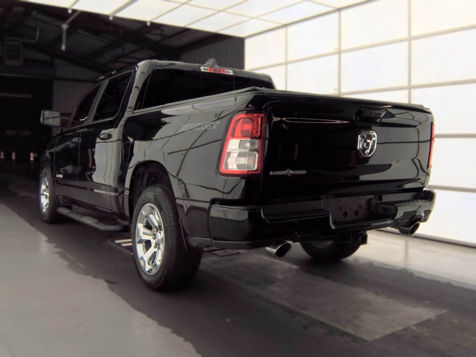 Used 2020 RAM 1500 Lone Star RWD image 6