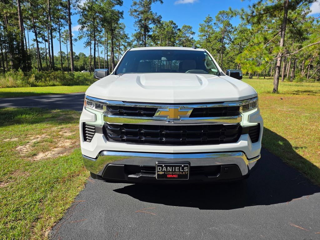 Used 2023 Chevrolet Silverado 1500 LT w/ Protection Package RWD image 8
