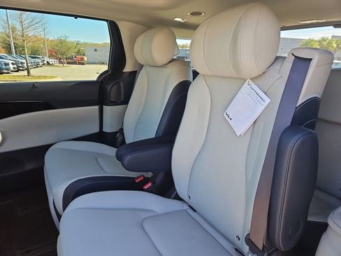 New 2026 Kia Carnival SX Prestige FWD image 10
