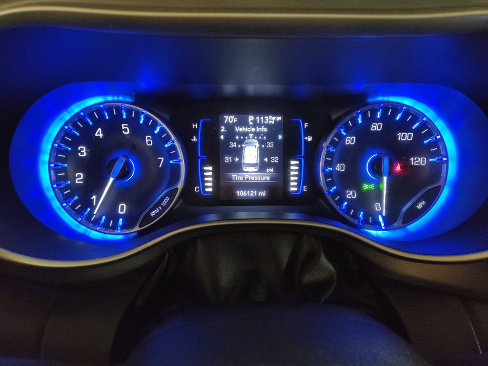 Used 2020 Chrysler Pacifica Touring FWD image 23