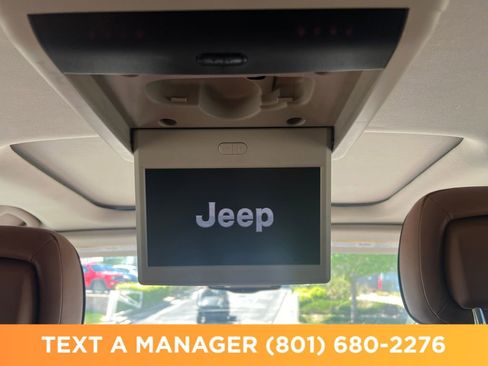 Used 2011 Jeep Grand Cherokee Overland AWD/4WD image 22