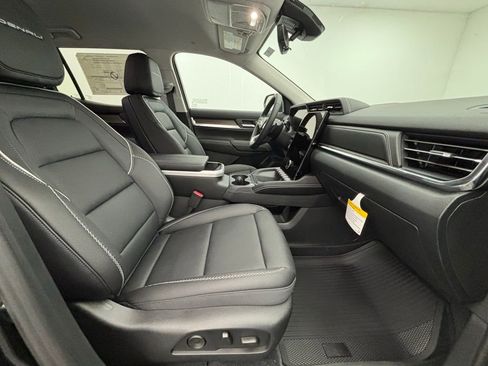 New 2026 GMC Terrain Denali w/ LPO, Floor Liner Package image 35