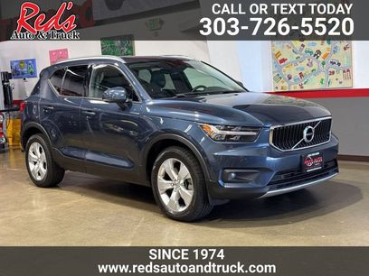 Used 2021 Volvo XC40 T5 Momentum