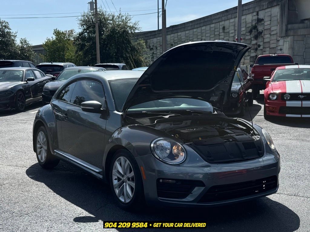 Used 2017 Volkswagen Beetle 1.8T Classic FWD image 30