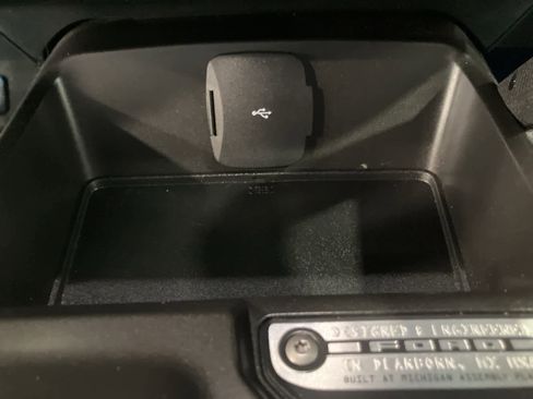 Used 2023 Ford Bronco Outer Banks image 18