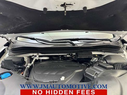 Used 2022 Honda Pilot Touring image 10