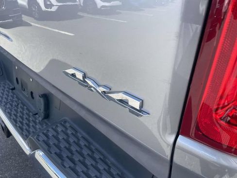 Used 2025 RAM 1500 Laramie AWD/4WD image 8