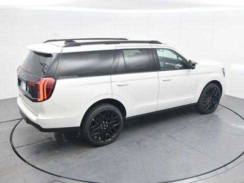 New 2026 Ford Expedition Platinum w/ Stealth Performance Package image 32