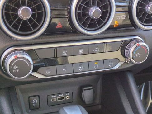 Used 2025 Nissan Sentra SV image 18