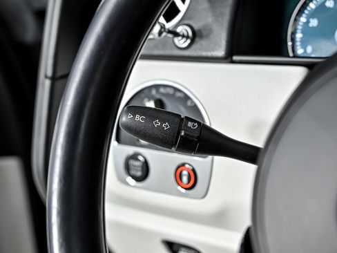 Used 2019 Rolls-Royce Cullinan image 29