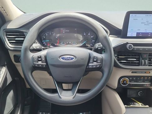 Used 2020 Ford Escape SE FWD image 12