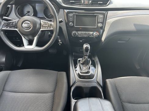 Used 2021 Nissan Rogue Sport S image 21