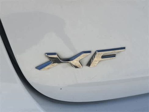 Used 2018 Jaguar XF 25t image 5