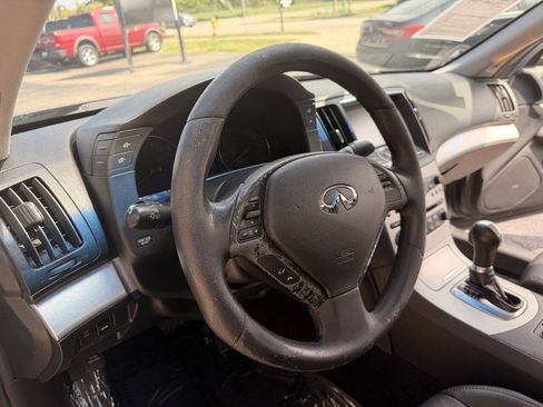 Used 2009 INFINITI G37 x Sedan w/ Premium Pkg AWD/4WD image 8