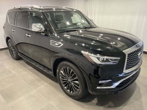 Used 2023 INFINITI QX80 Sensory w/ Cargo Package image 3