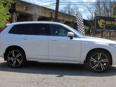 Used 2016 Volvo XC90 T6 R-Design w/ Vision Package AWD/4WD image 8