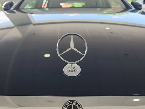Used 2019 Mercedes-Benz E 450 4MATIC Wagon image 31